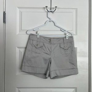 White House Black Market Gray Chino Cuffed Shorts – Size 0